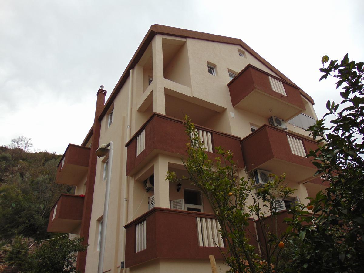 Guest House Ivan Budua Esterno foto